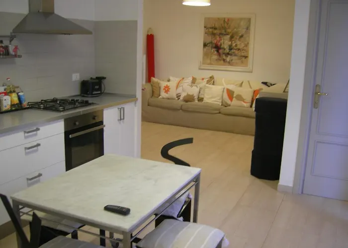 Апарт-отель Iron Bridge Accommodation Рим