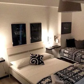 Апарт-отель Iron Bridge Accommodation