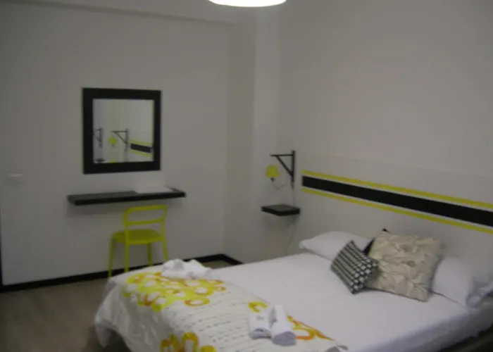 Iron Bridge Accommodation 2*