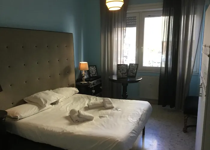Iron Bridge Accommodation 2*
